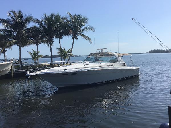 1997 Sea Ray 370 Express Cruiser