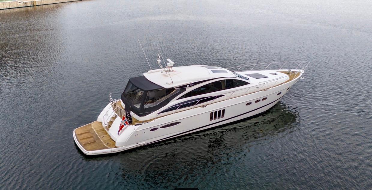 2010 Princess V65