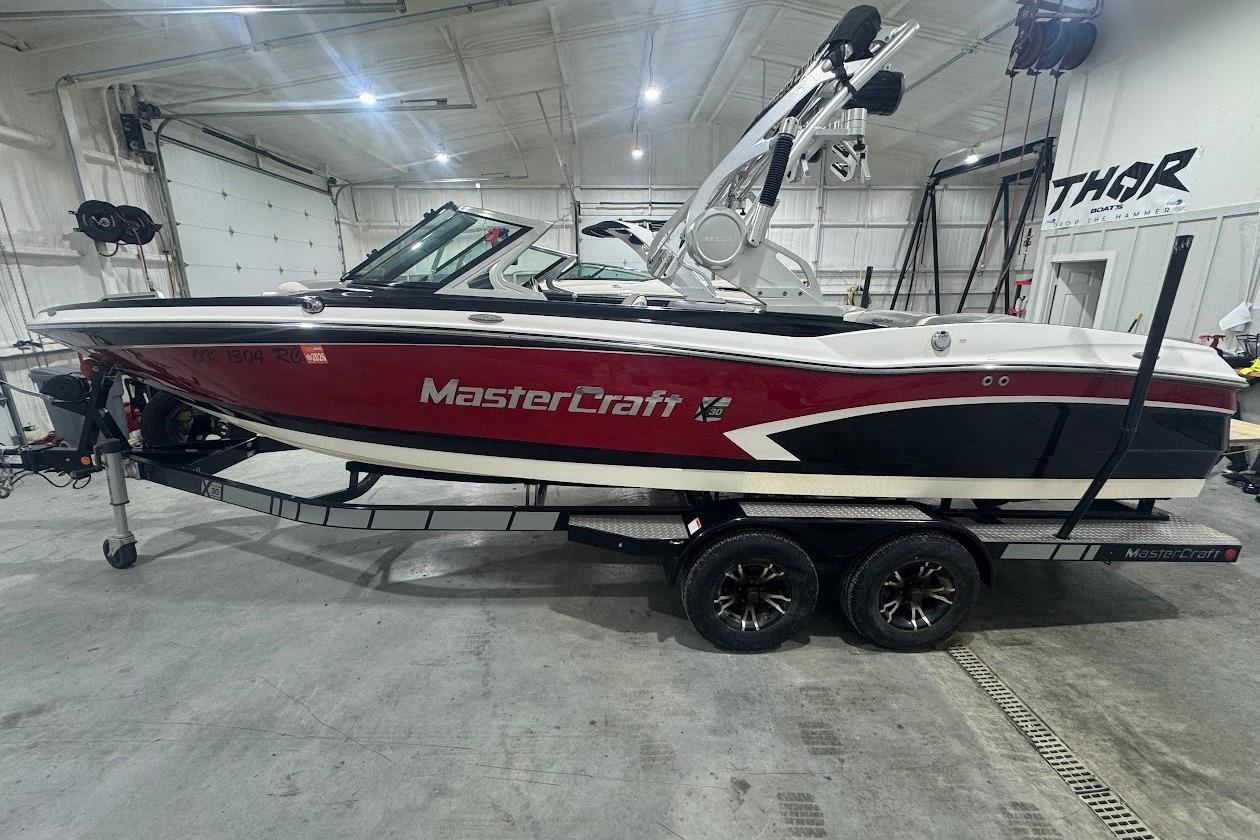 2015 MasterCraft X30