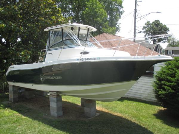 2006 Seaswirl Striper 2601 Walkaround I/O
