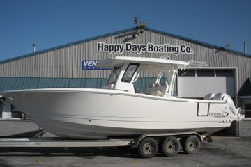 2026 Robalo R300 Center Console