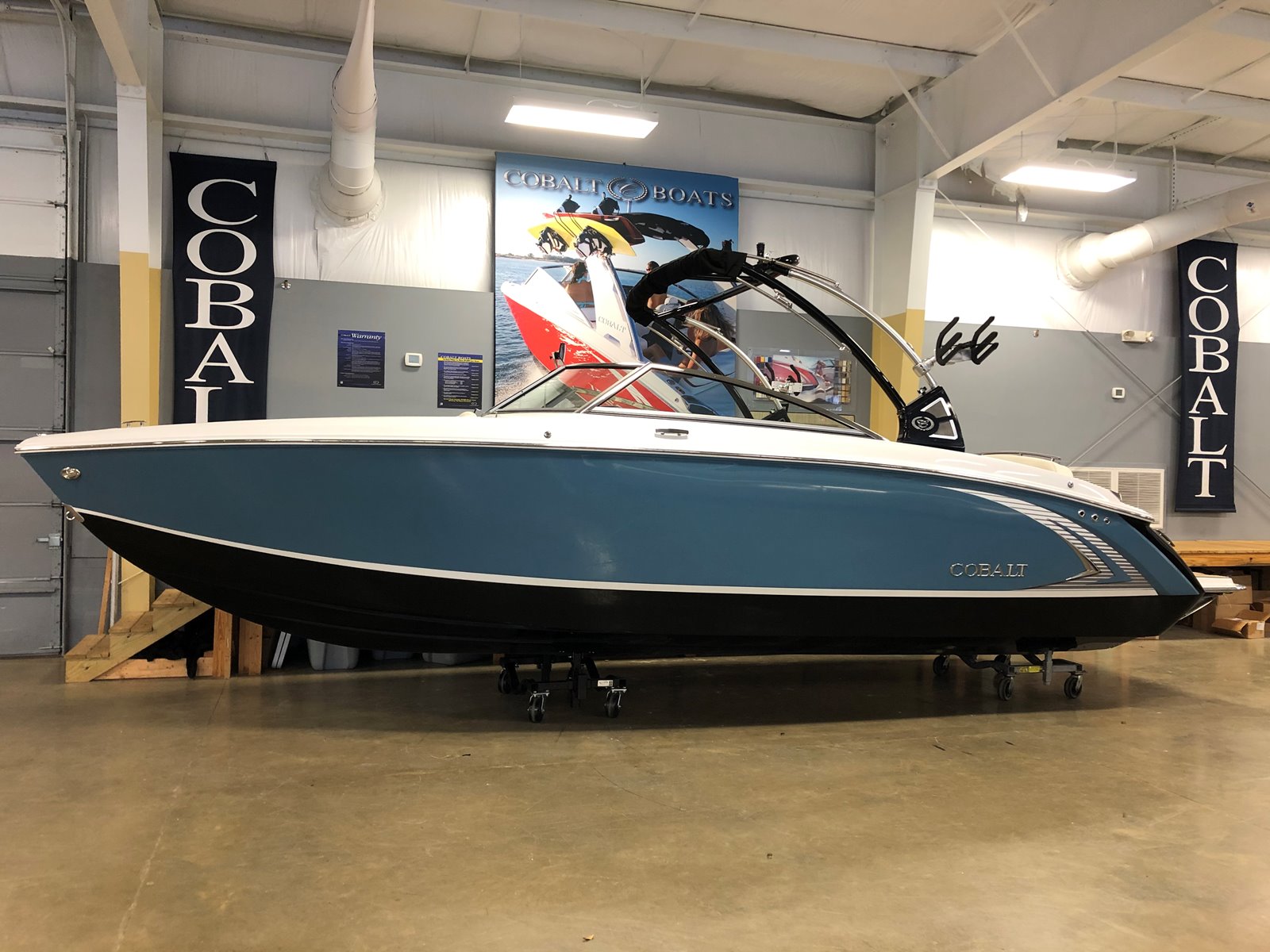 Cobalt R7 Surf boats for sale