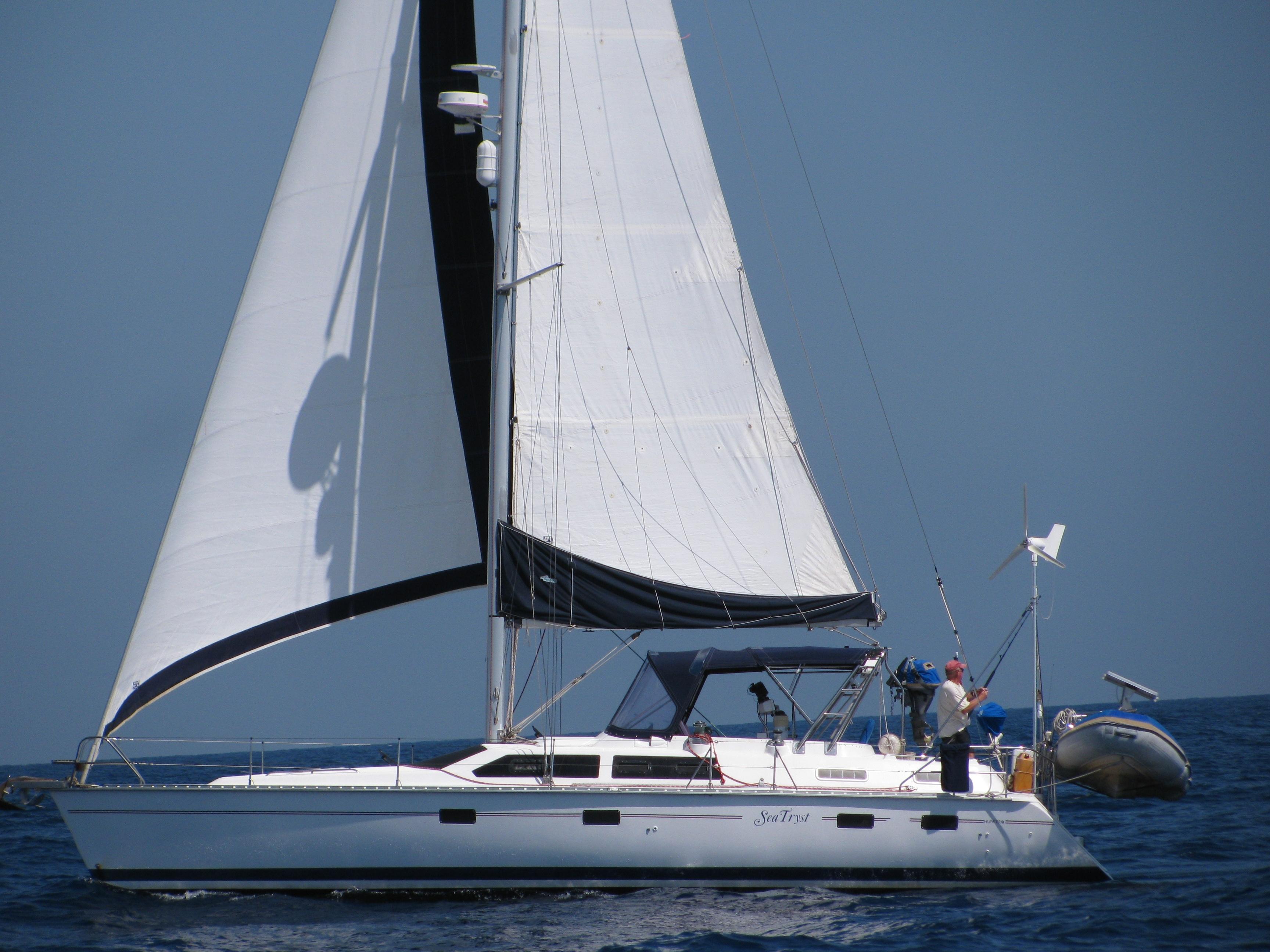 Hunter Passage 42