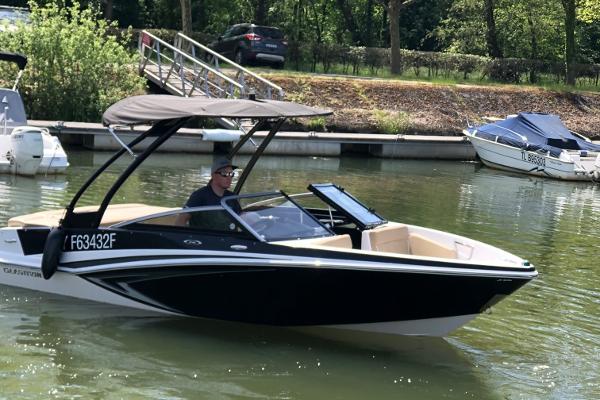 2016 Glastron GT 185