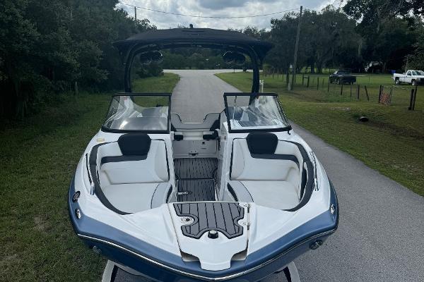 Yamaha Boats 242 Limited S E-Series