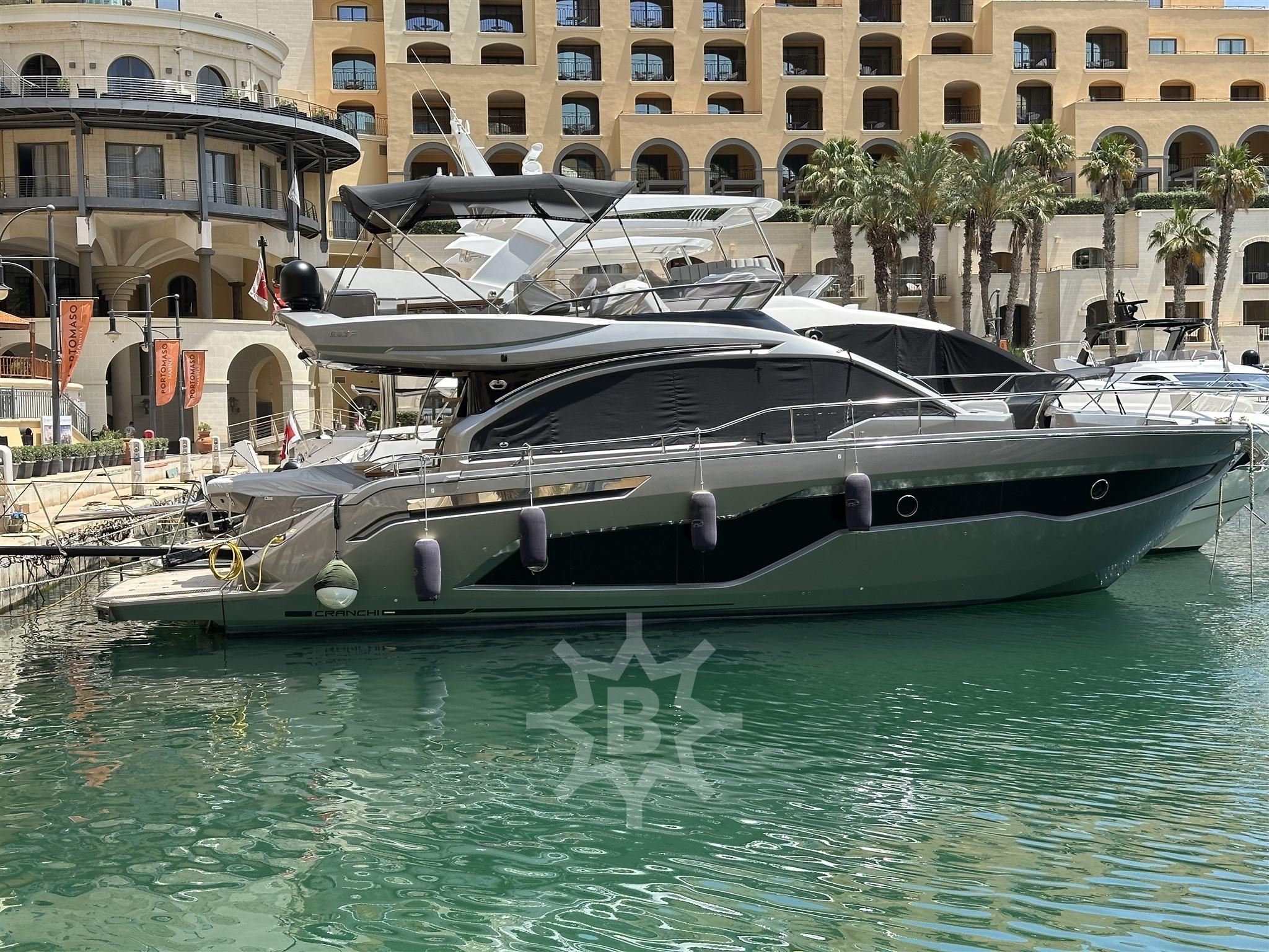 2022 Cranchi E 52 F