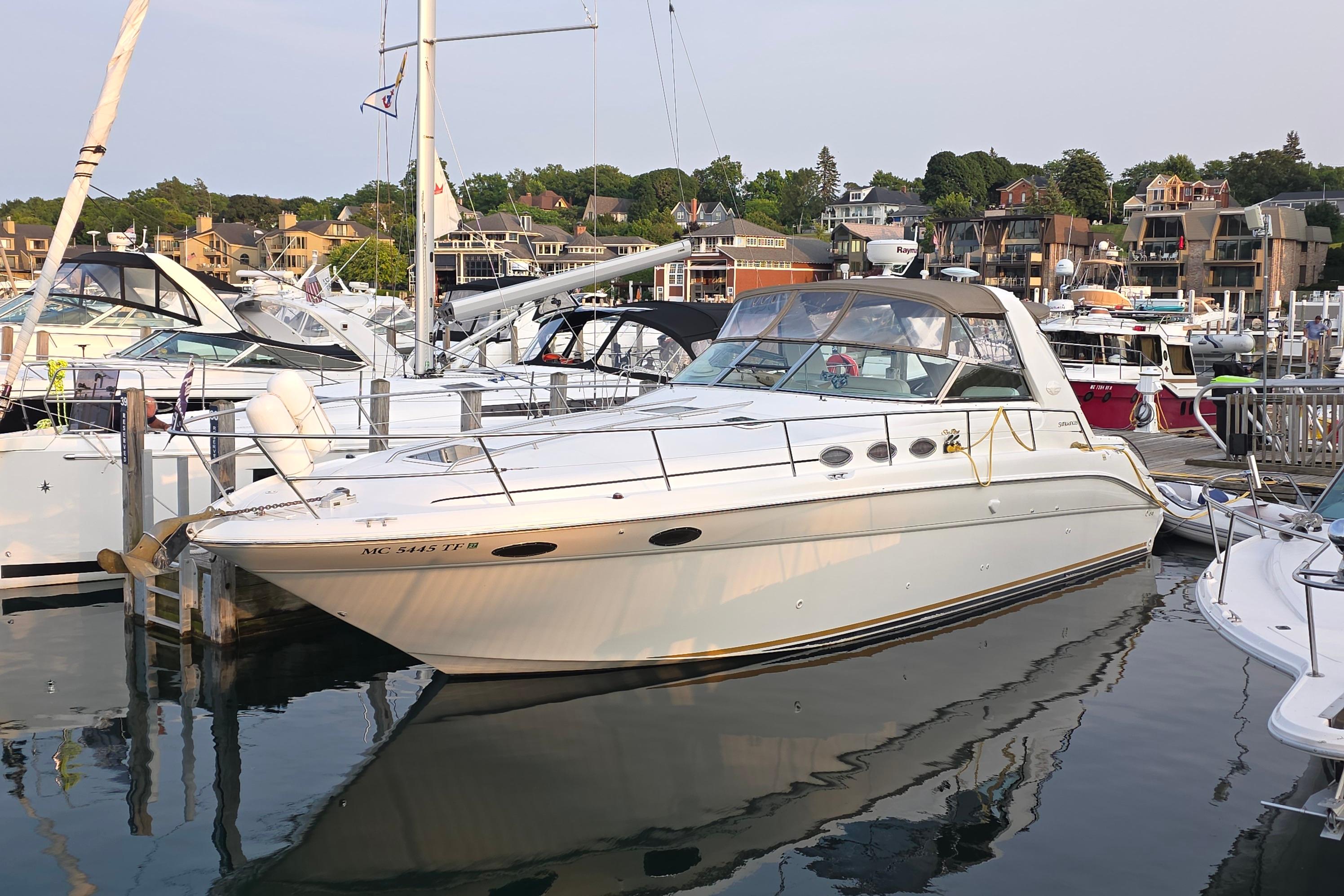 1998 Sea Ray 370 Sundancer