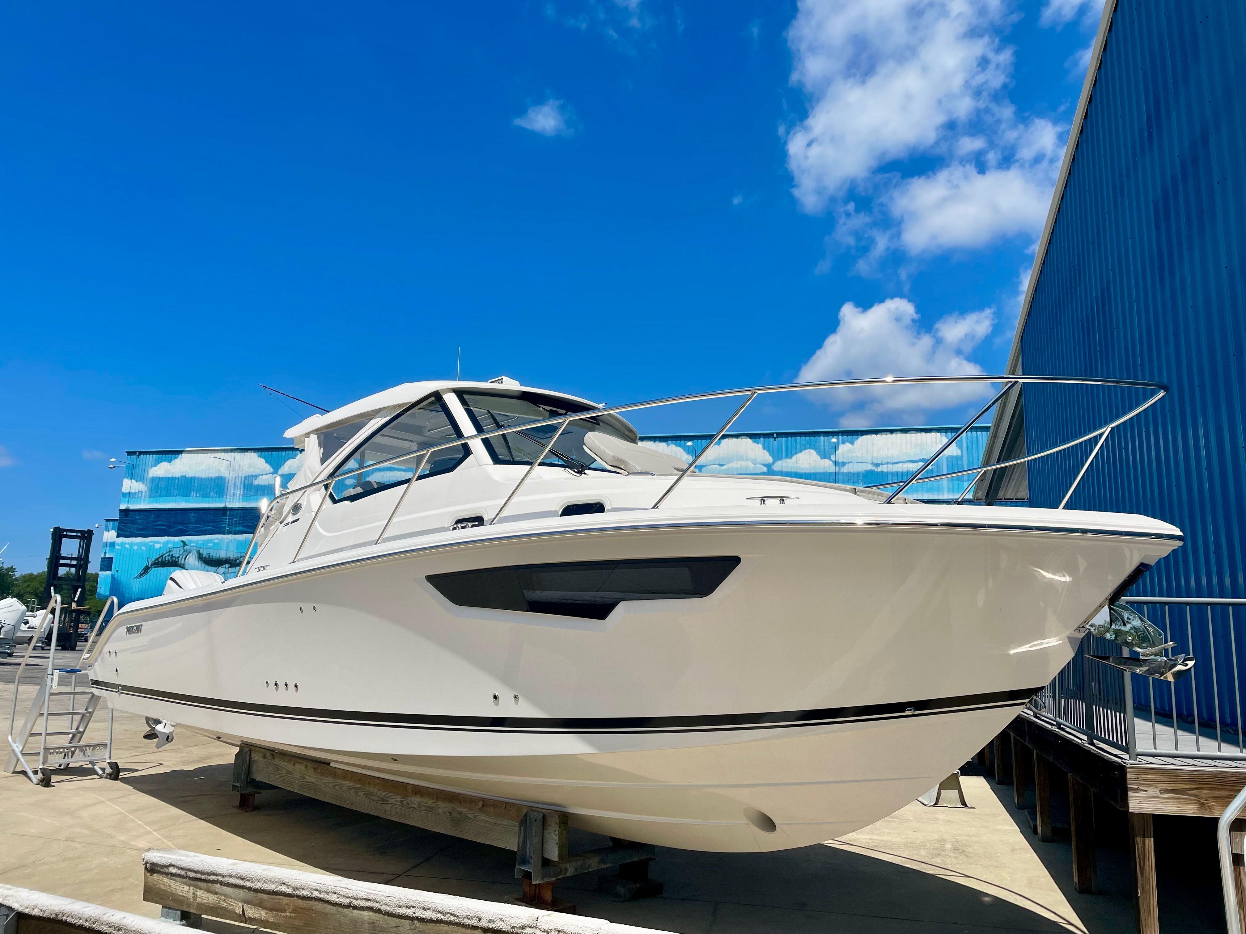 2025 Pursuit OS 325 Offshore