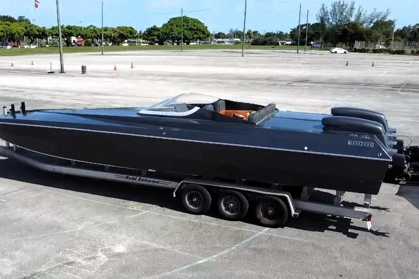 2008 Motion 35 Cat