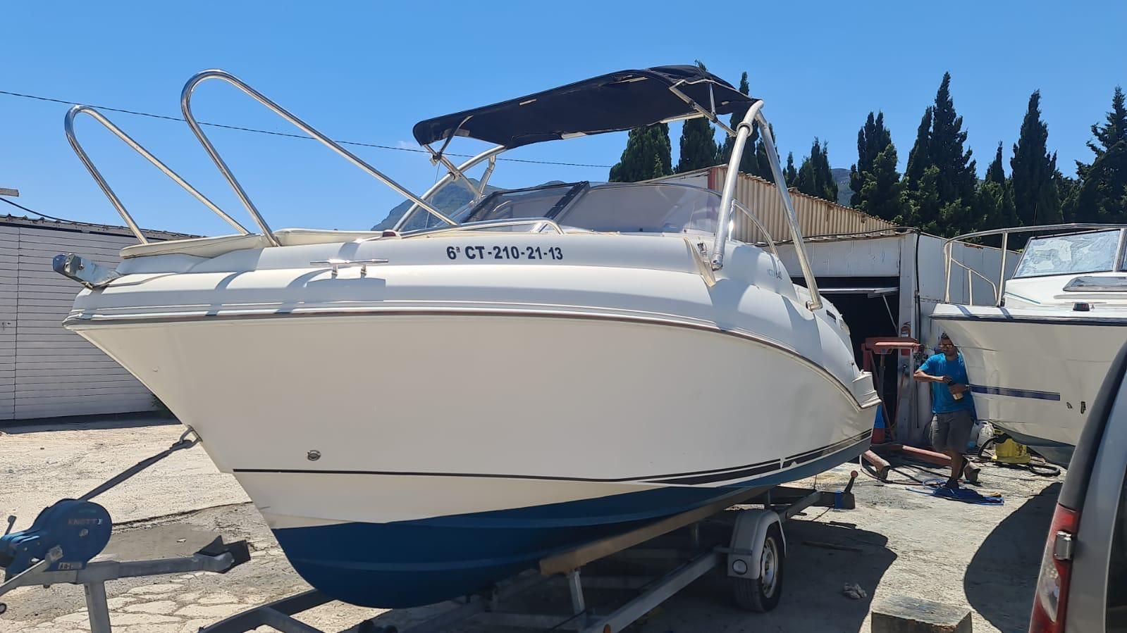 2010 Quicksilver 640 cavin