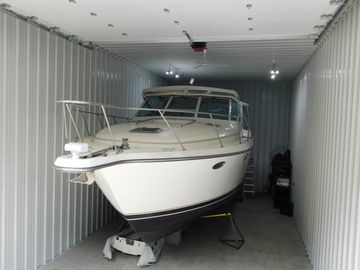 1999 Tiara Yachts 3500 Express