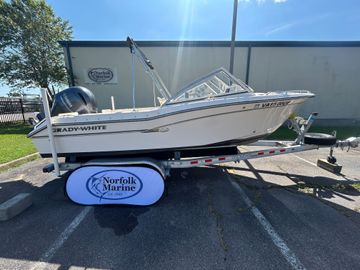 2019 Grady-White Freedom 192