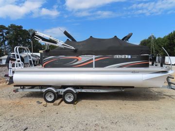 2017 Qwest 820