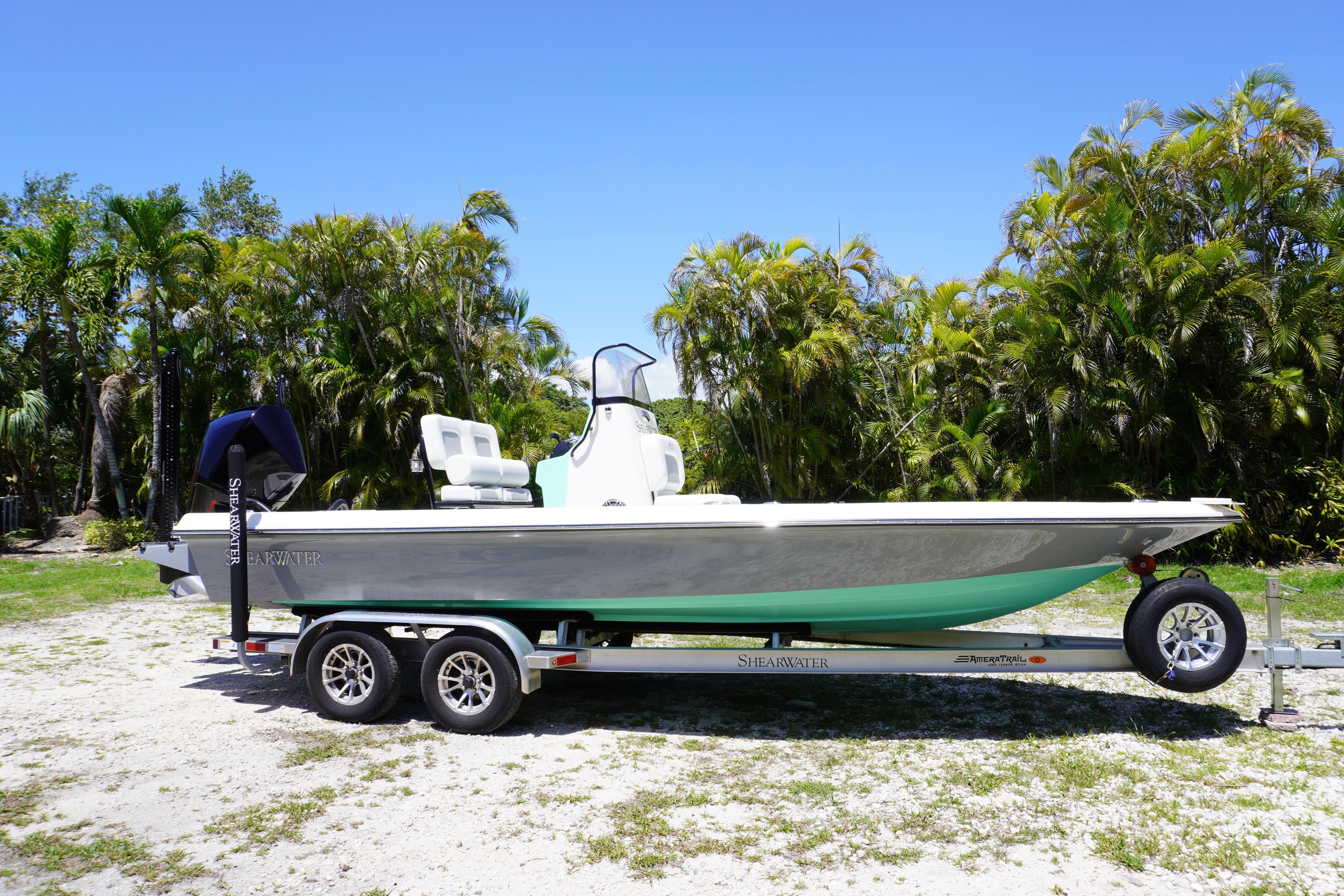 2024 ShearWater 23LTZ