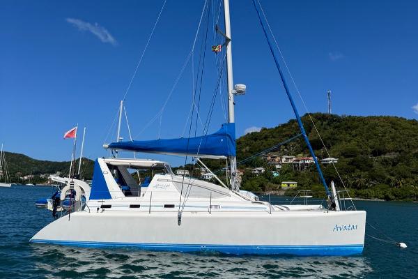2010 Admiral 38 Executive