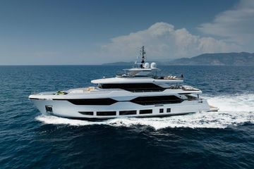 2025 Majesty 120