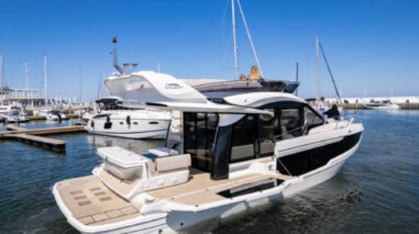 2025 Galeon 440 Fly