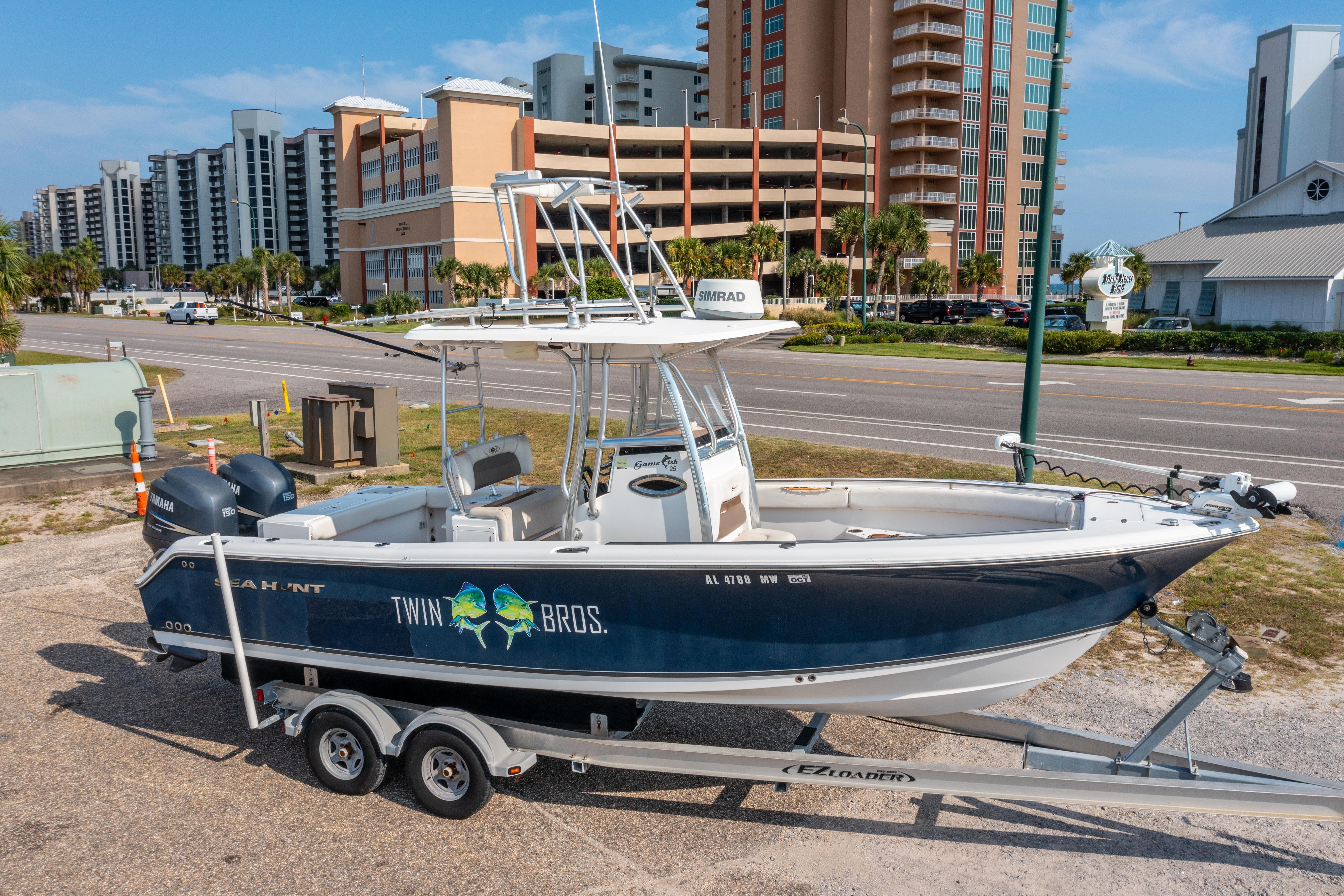 2011 Sea Hunt Gamefish 25
