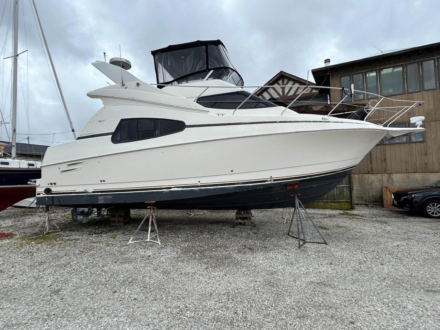 Silverton 330 Sport Bridge