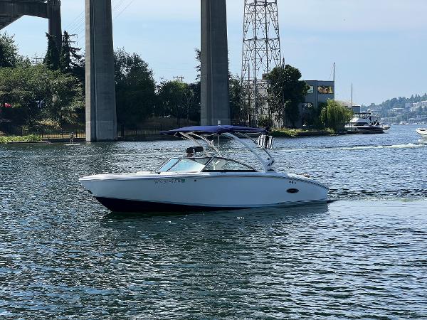 Cobalt CS23 Surf