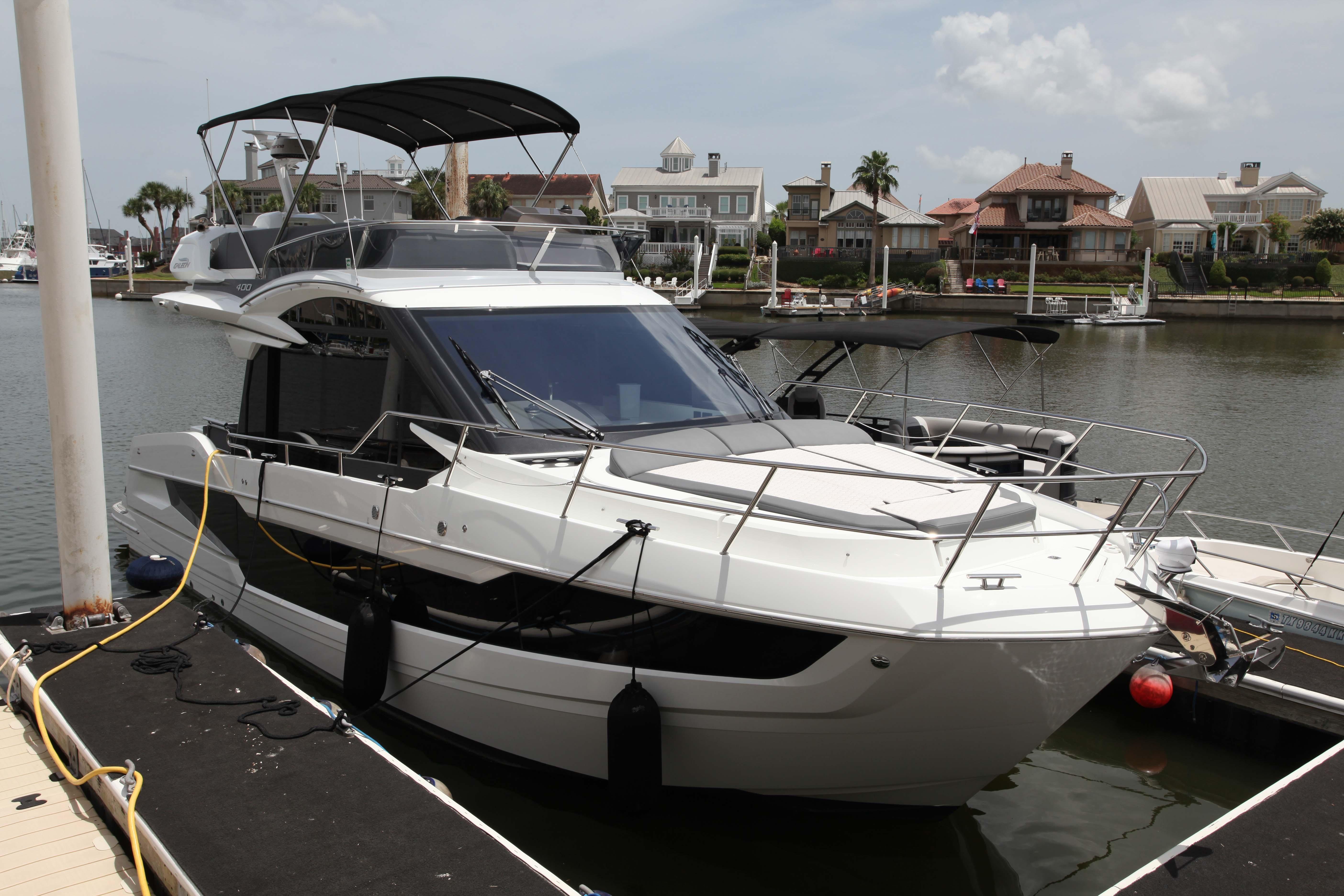2025 Galeon 400 Fly