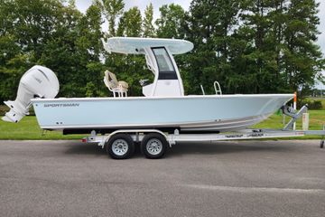 2026 Sportsman Masters 247 Bay Boat