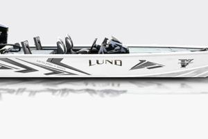 Lund 1875 Pro-V Bass XS 2026 Lund 1875 Pro-V Bass XS boat, sleek design, side view, white with graphics.
