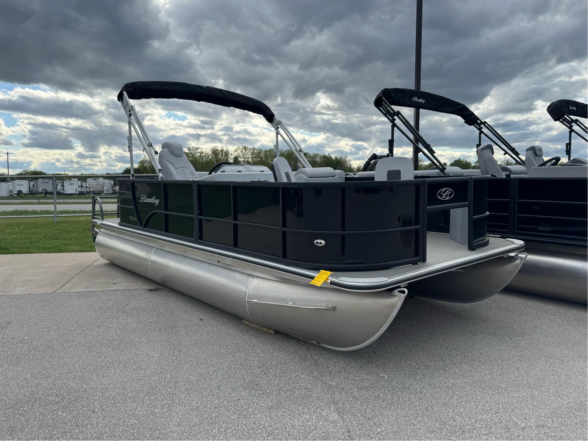 2023 Bentley Pontoons FISH 200 FORWARD FISH