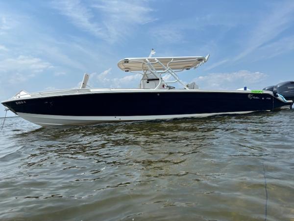 2004 Marlago Fs 35 Center Console Cuddy