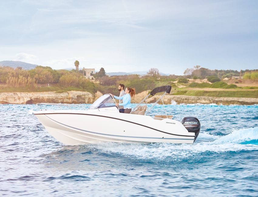 2025 Quicksilver Activ 605 Sundeck