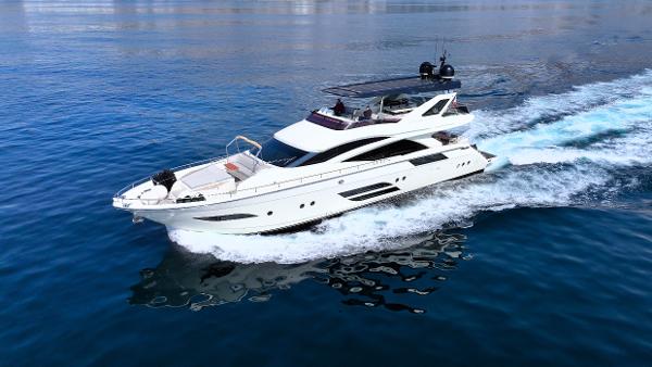 2015 Dominator 800