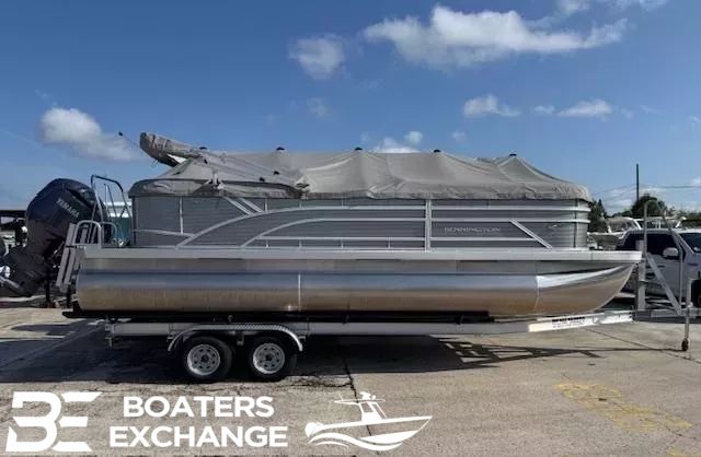 2025 Bennington 22SSRSE