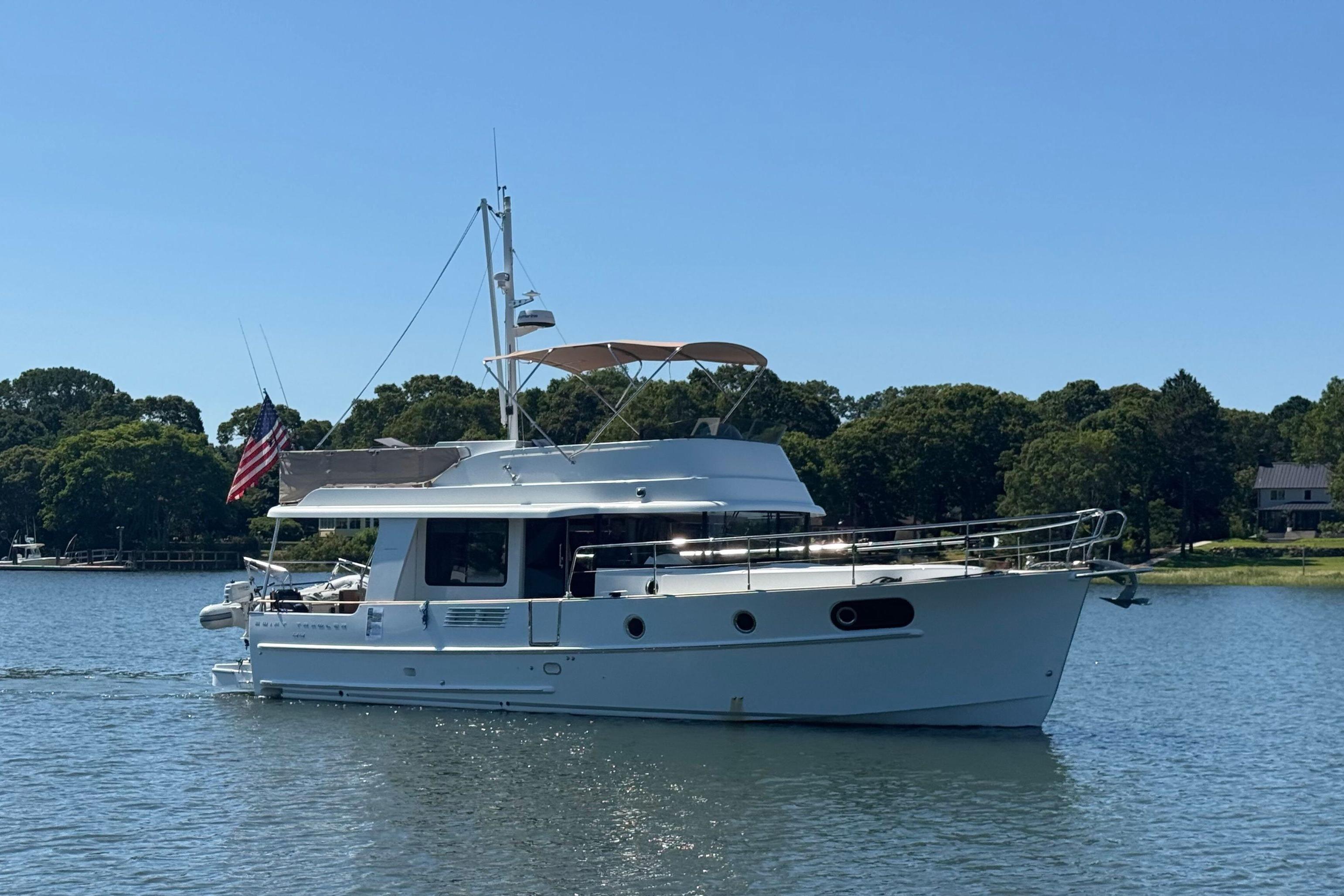 2018 Beneteau Swift Trawler 44