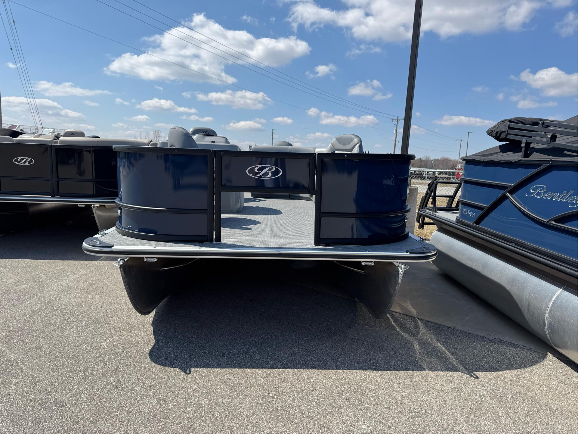 2025 Bentley Pontoons LE 180 3 POINT