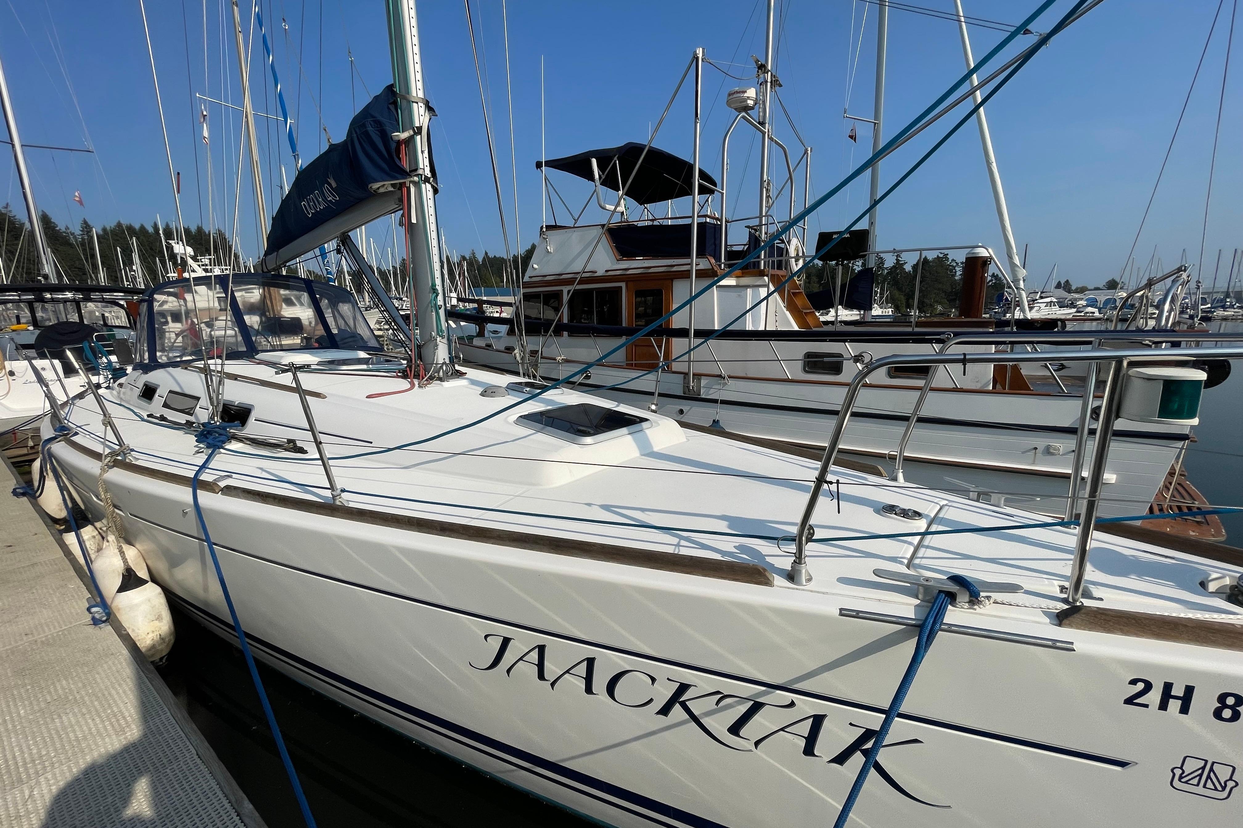 2004 Dufour 40 Performance