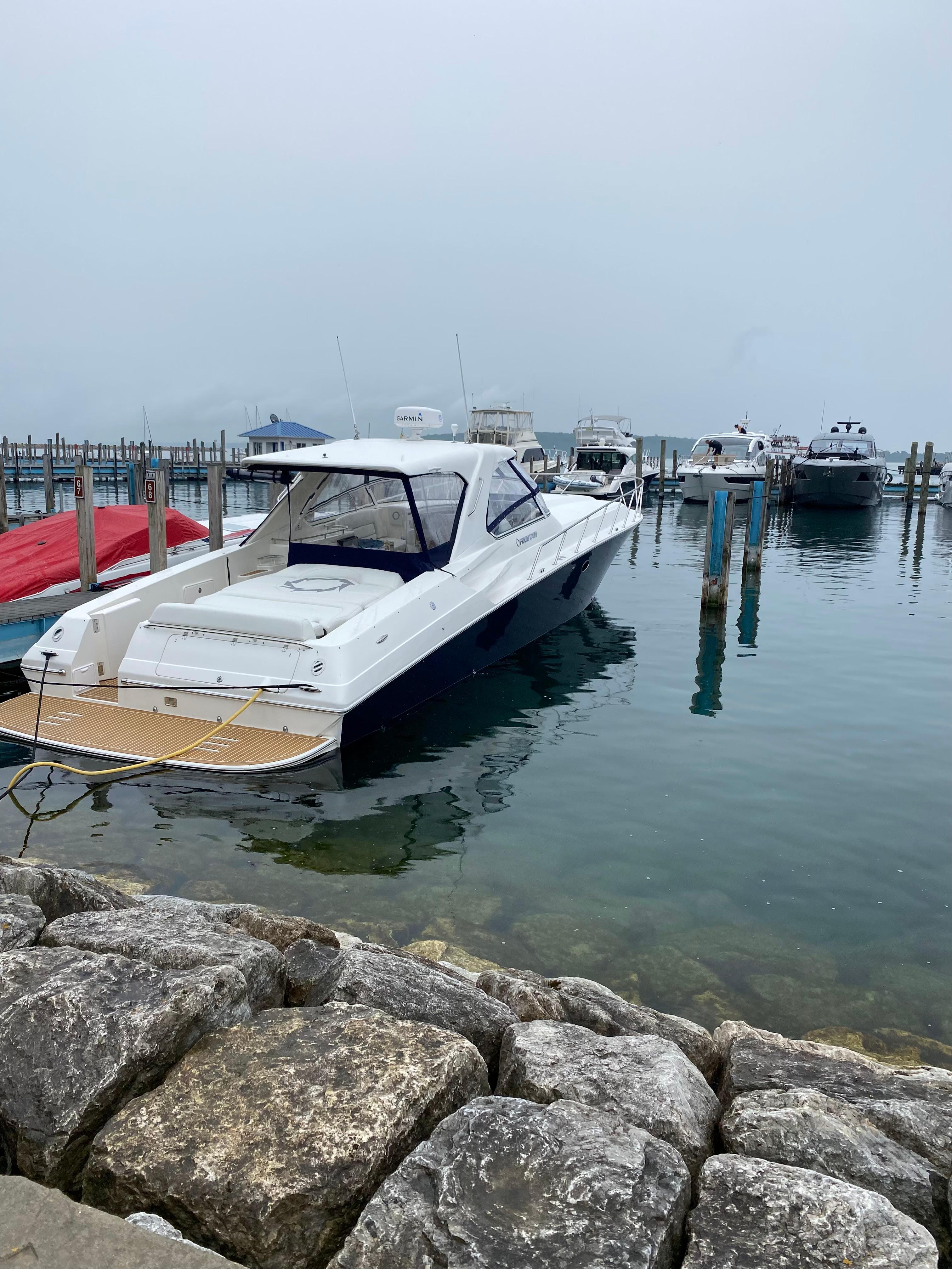 2008 Fountain 48 Express Cruiser