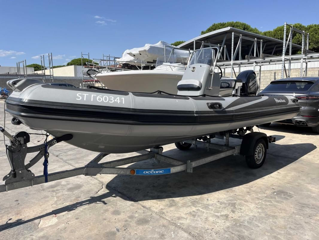 2017 Adventure 550