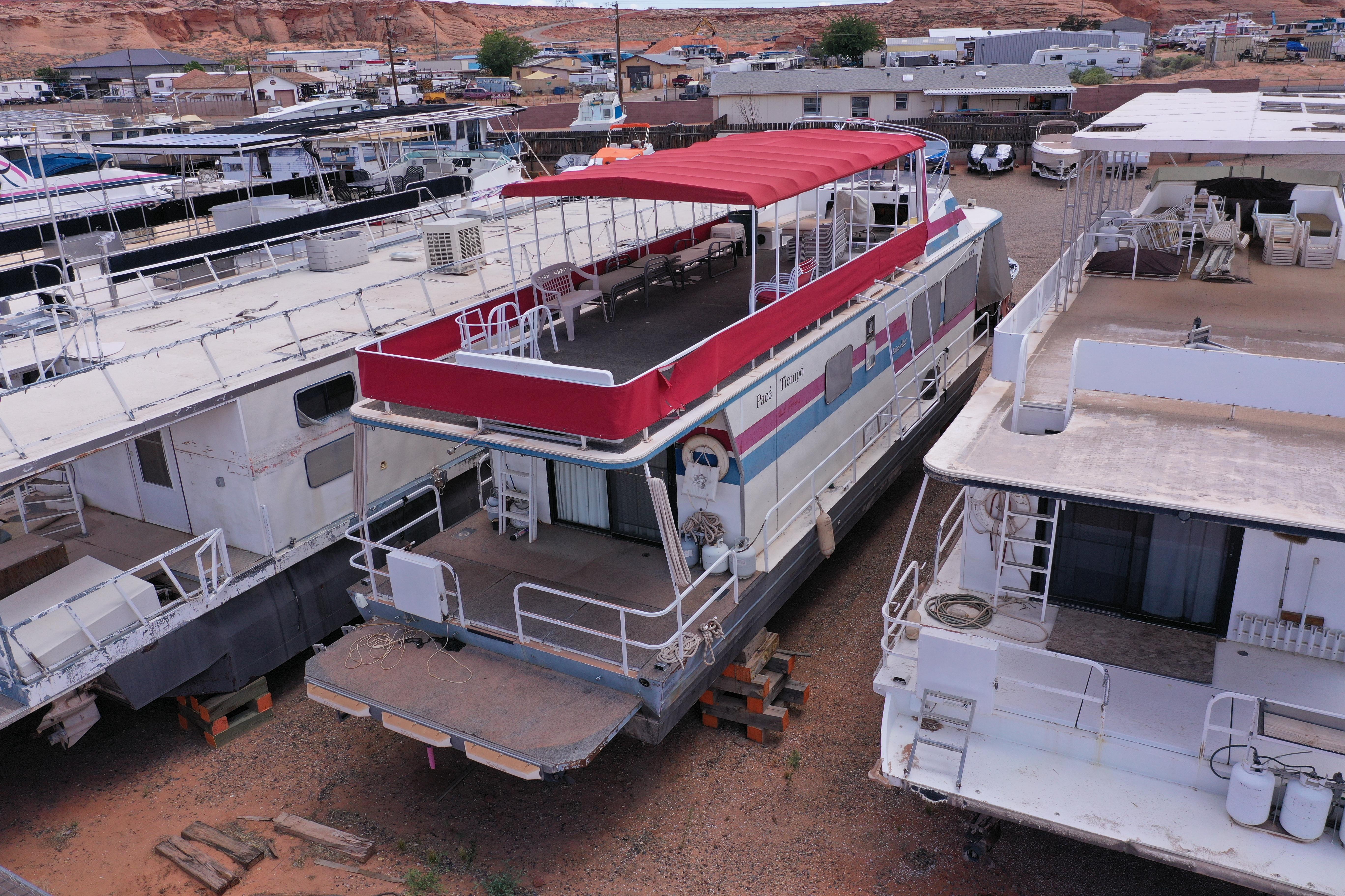 1986 Skipperliner Houseboat