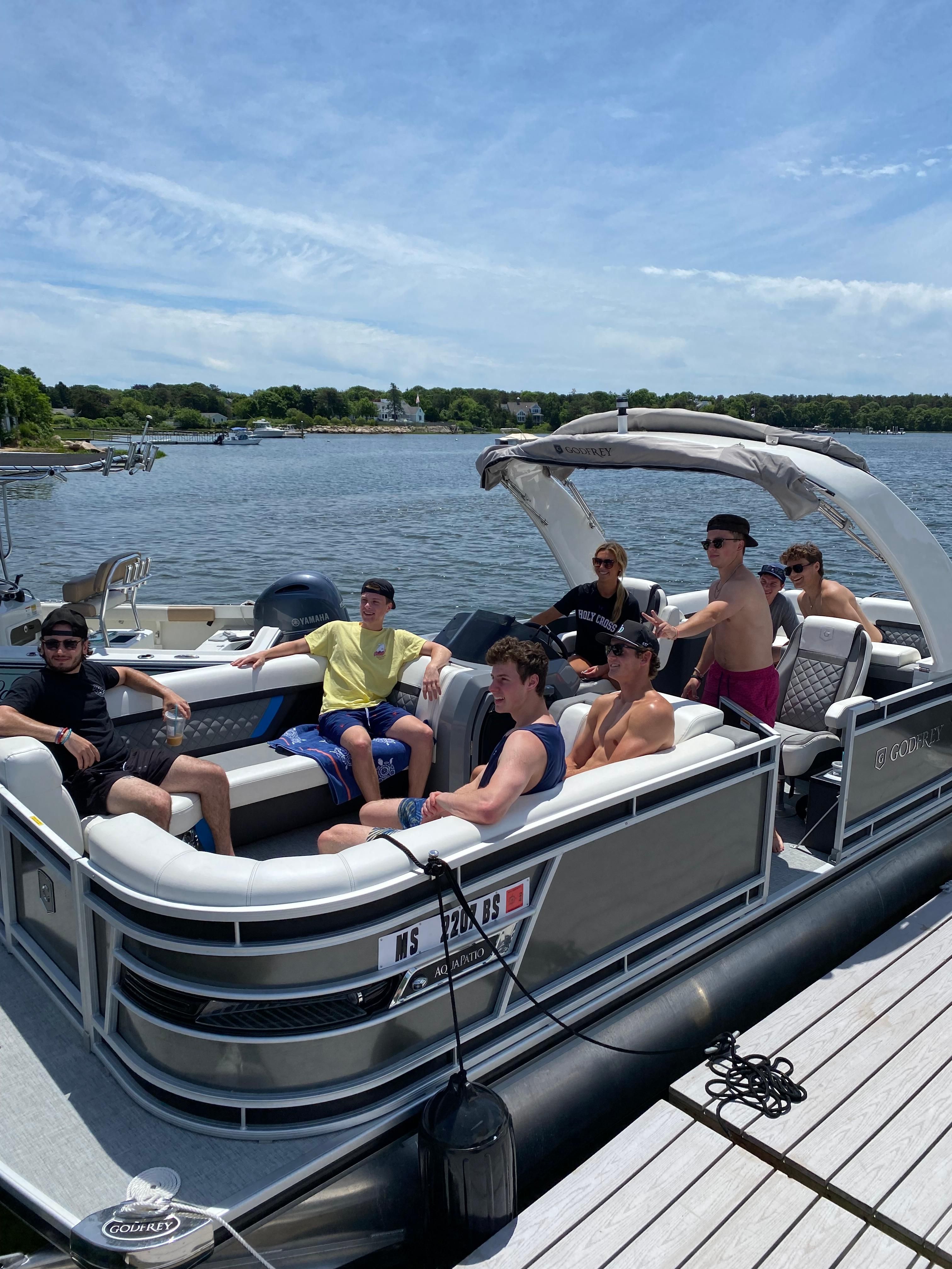 2022 Godfrey Aqua Patio Pontoon AP 255 ULC
