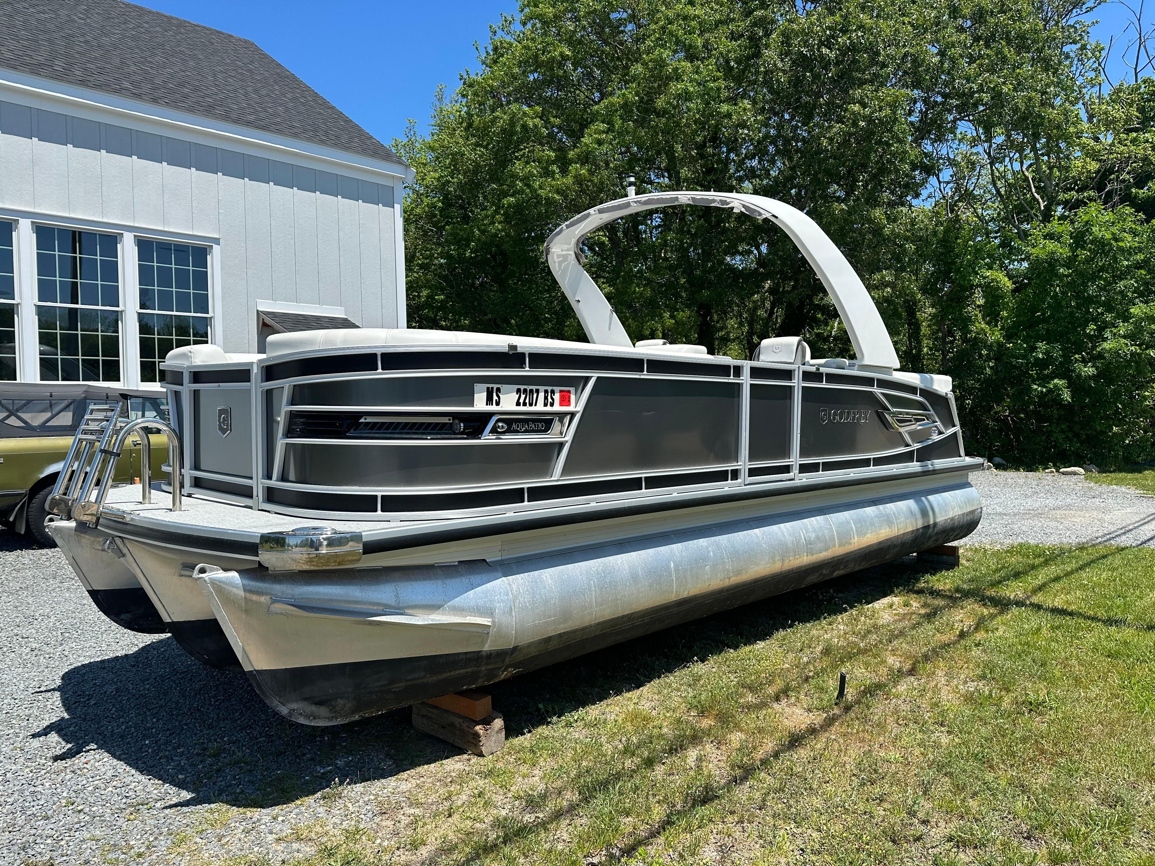 2022 Godfrey Aqua Patio Pontoon AP 255 ULC