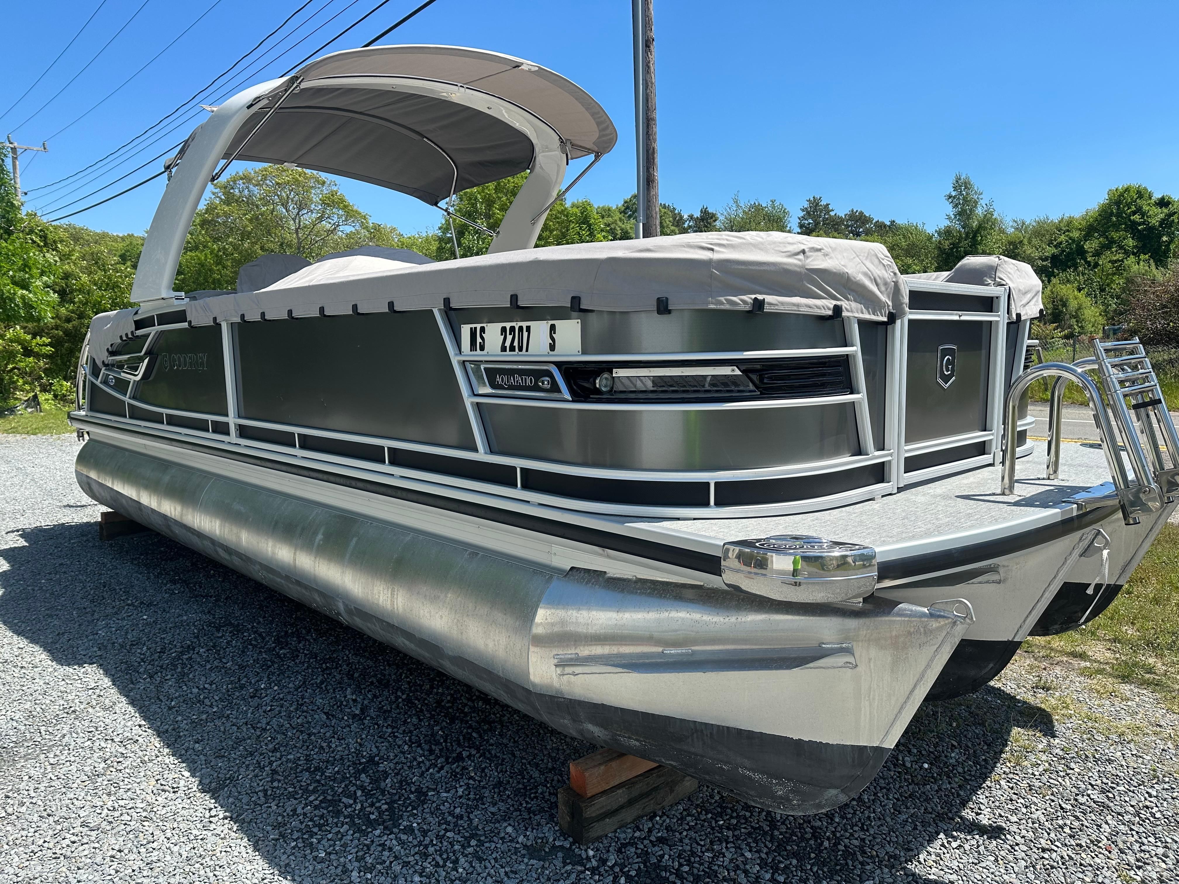 2022 Godfrey Aqua Patio Pontoon AP 255 ULC