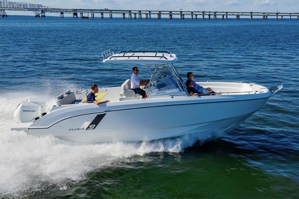 Beneteau Flyer 9 SPACEdeck Manufacturer Provided Image