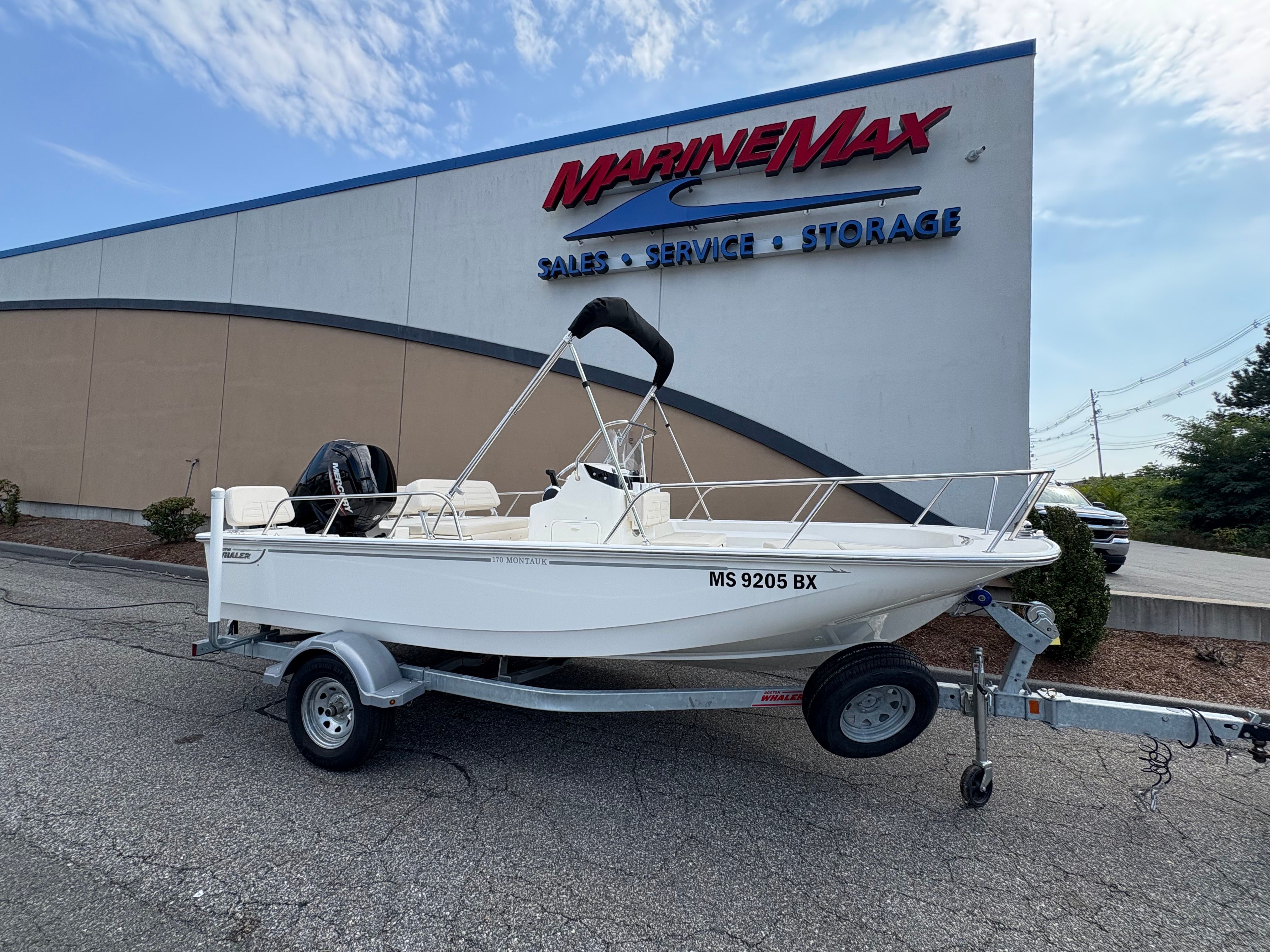 2025 Boston Whaler 170 Montauk