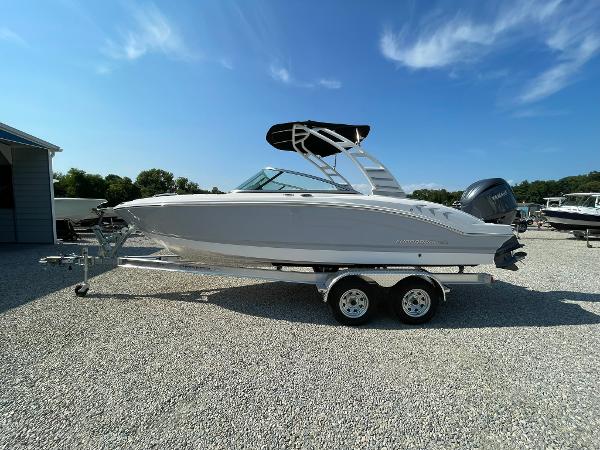 2025 Chaparral 21 SSi OB