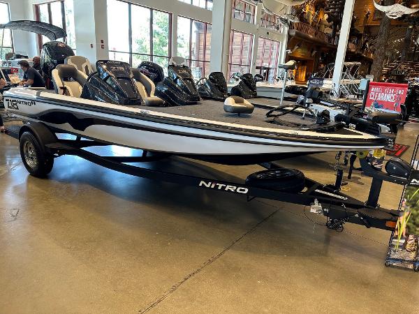 2025 Nitro Z18 Pro