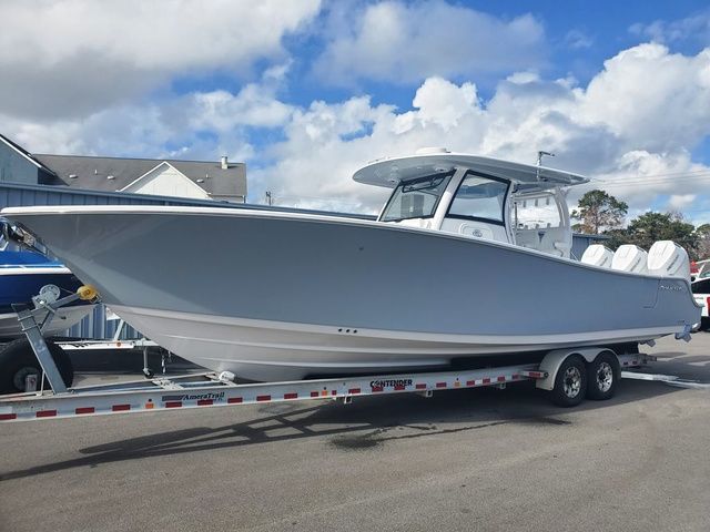 2025 Sportsman Open 352 Center Console