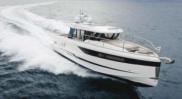 2025 Wellcraft 44 Explorer
