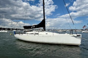 2013 J Boats J/122