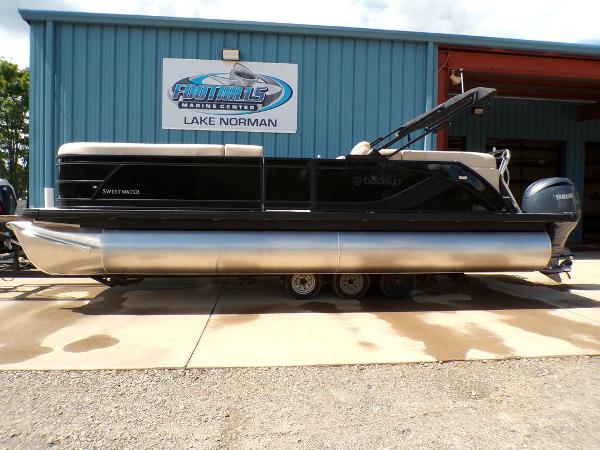 Godfrey Sweetwater 2286 SB 27" iMPACT Center Tube Package 2025 Godfrey Sweetwater 2286 SB pontoon boat at Foothills Marine Center, Lake Norman.