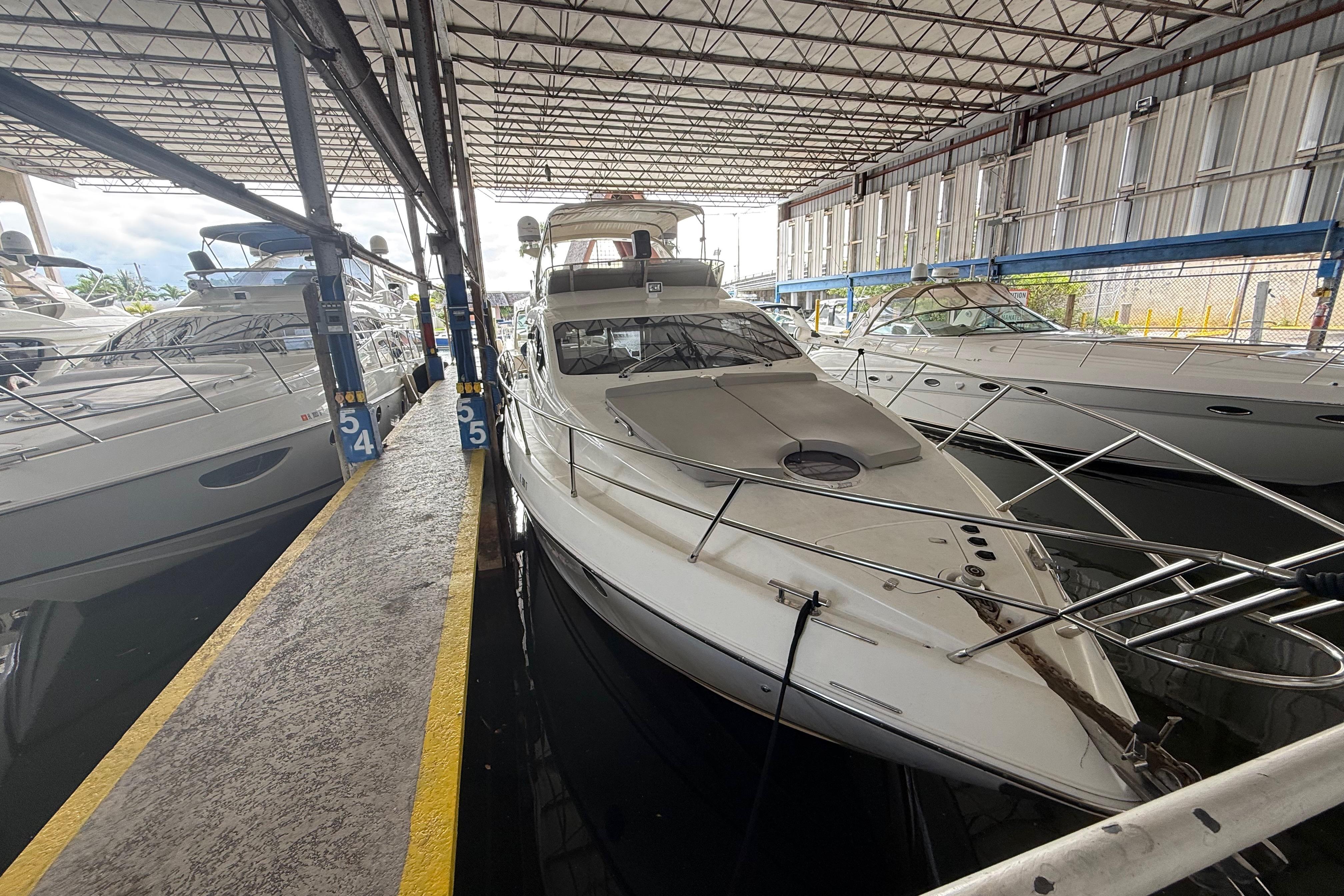 2006 Azimut 55E